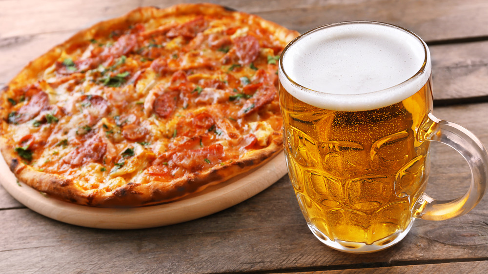 Día Internacional de la Cerveza y la Pizza